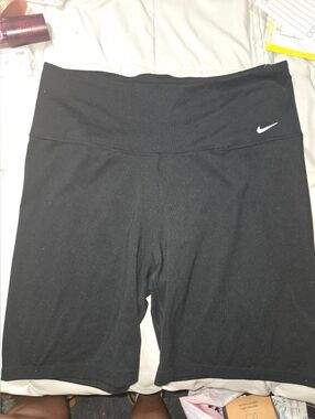 Nike Black High-Waist Women’s Bike Shorts